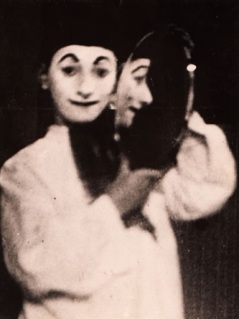 Self Portrait as Pierrot, 1911, © Erwin Blumenfeld